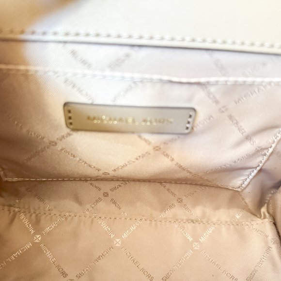 Michael Kors Whitney Medium Flap Shoulder Chain Crossbody Bag MK Vanilla Multi - Picture 14 of 16